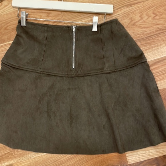 Easel suede olive skater skirt - Picture 3 of 4